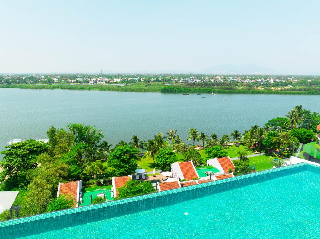 Sky Pool