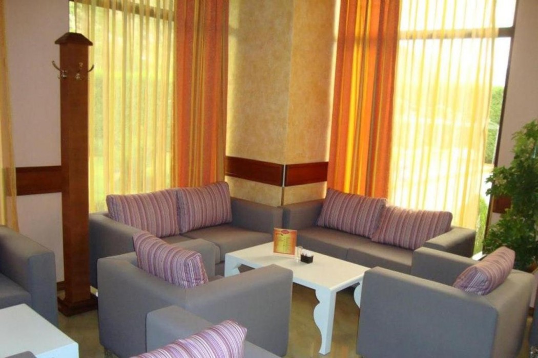 Colombo Hotel 12/49