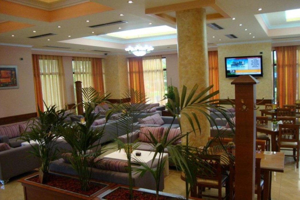 Colombo Hotel in Labinot Fushe