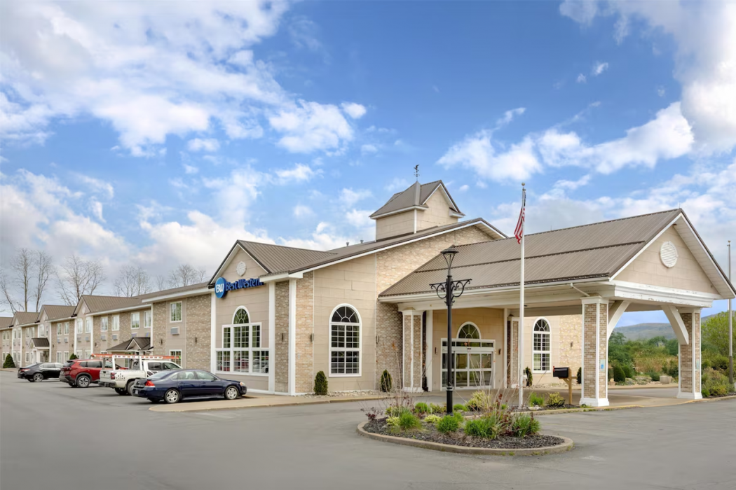 Best Western Cooperstown Inn & Suites 2/54