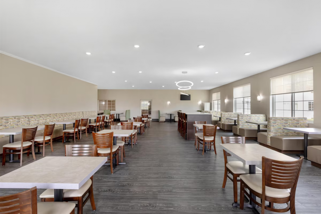 Best Western Cooperstown Inn & Suites 30/54