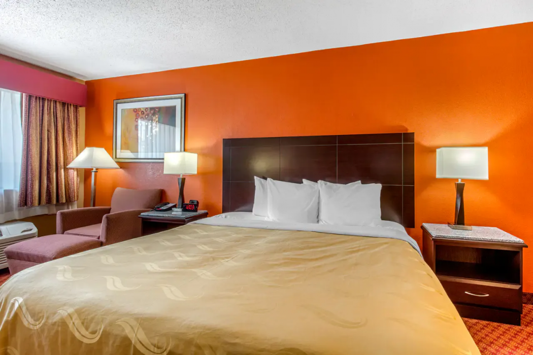 Quality Inn Kingston Springs, TN 21/39