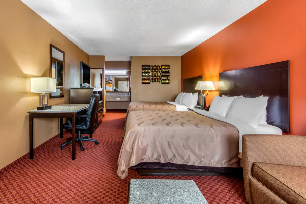 Quality Inn Kingston Springs, TN 17/39