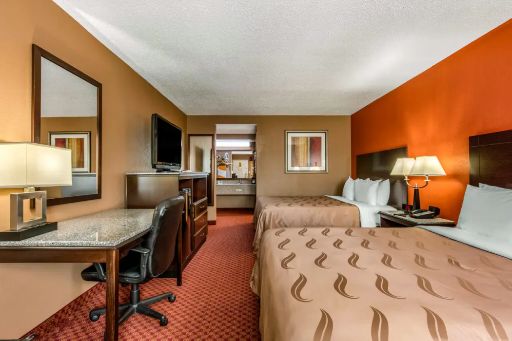 Quality Inn Kingston Springs, TN 11/39