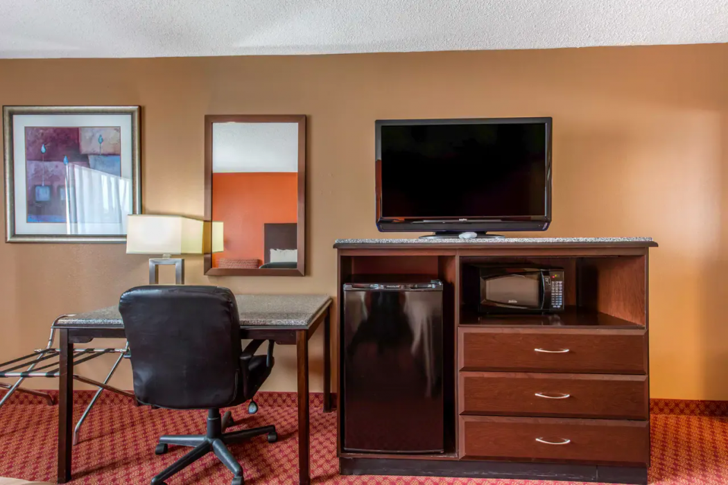 Quality Inn Kingston Springs, TN 15/39