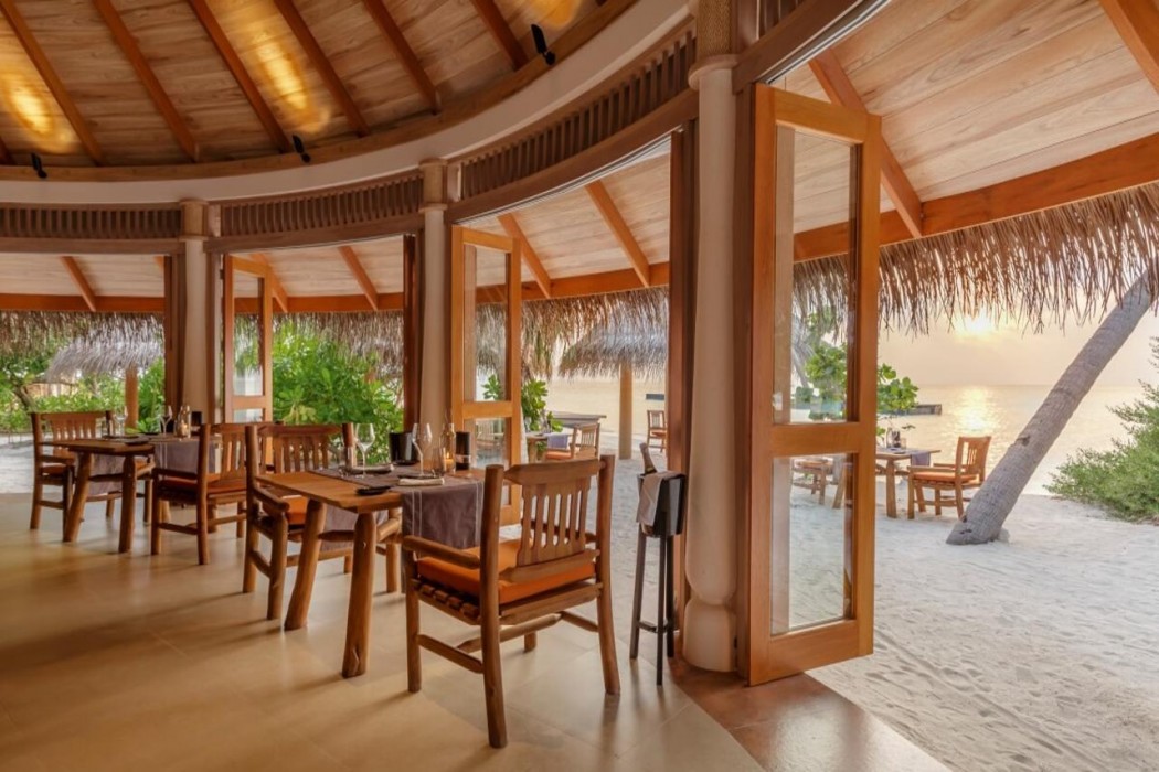 Milaidhoo Maldives 13/70