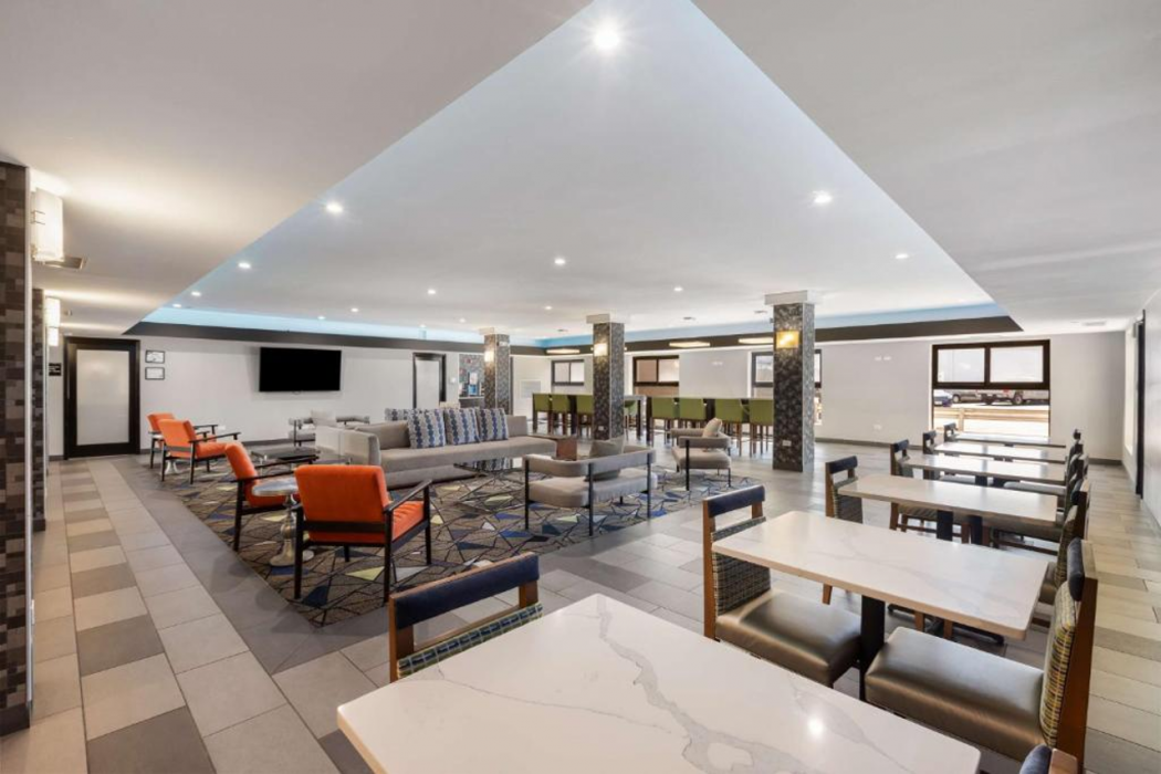 Best Western Inn & Suites - Midway Airport 12/20