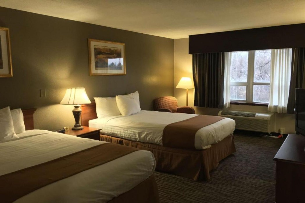 Best Western Gateway Adirondack Inn 16/32