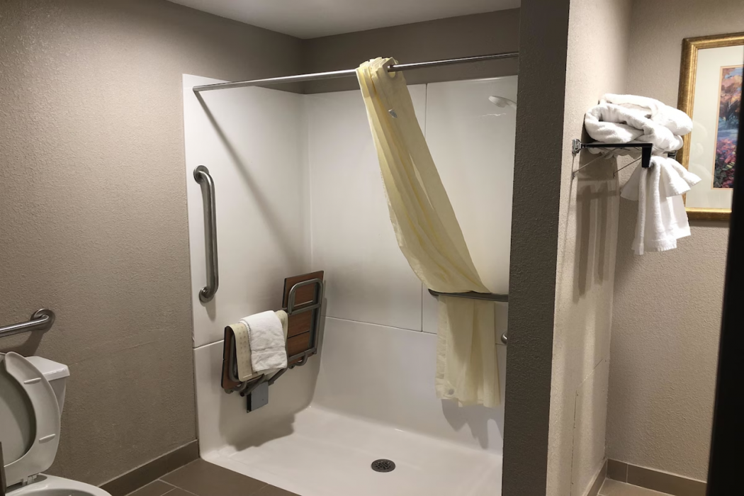 Best Western Gateway Adirondack Inn 21/32