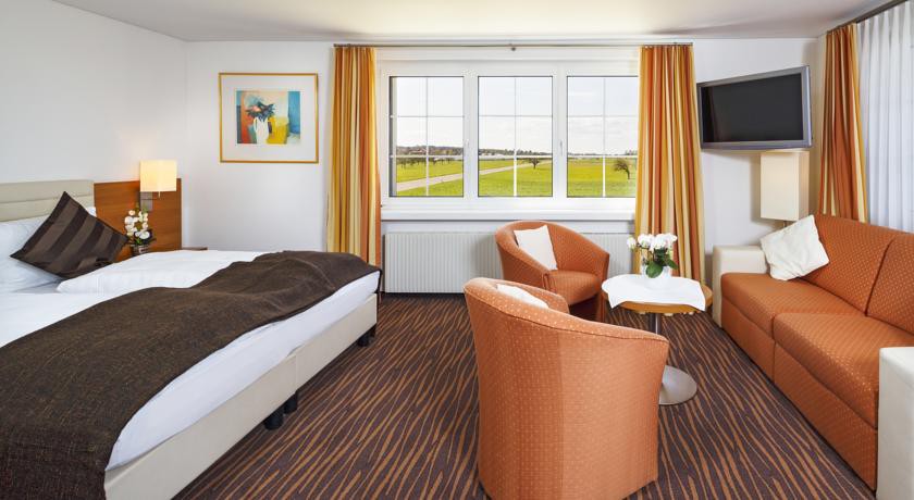 SEEMOWE SWISS QUALITY HOTEL 8/56