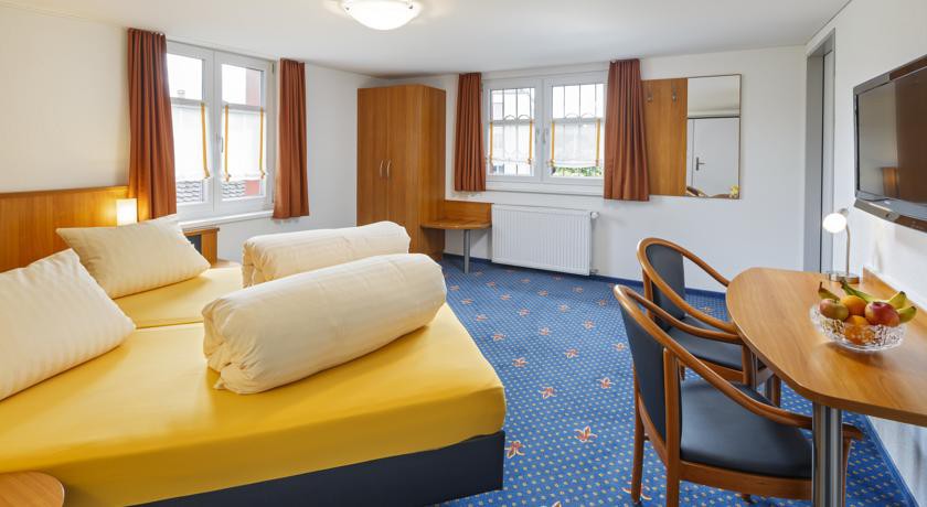 SEEMOWE SWISS QUALITY HOTEL 10/56