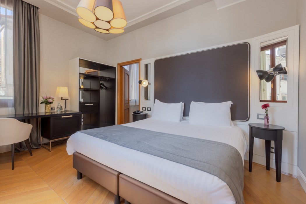 Hotel Grande Italia 69/119