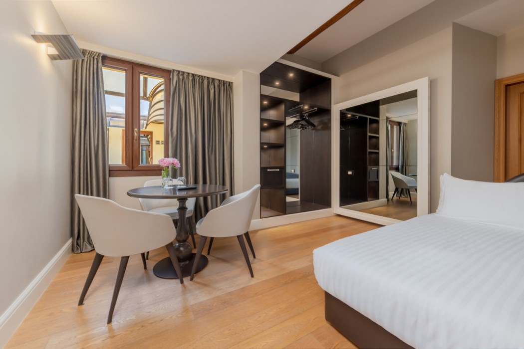 Hotel Grande Italia 51/119