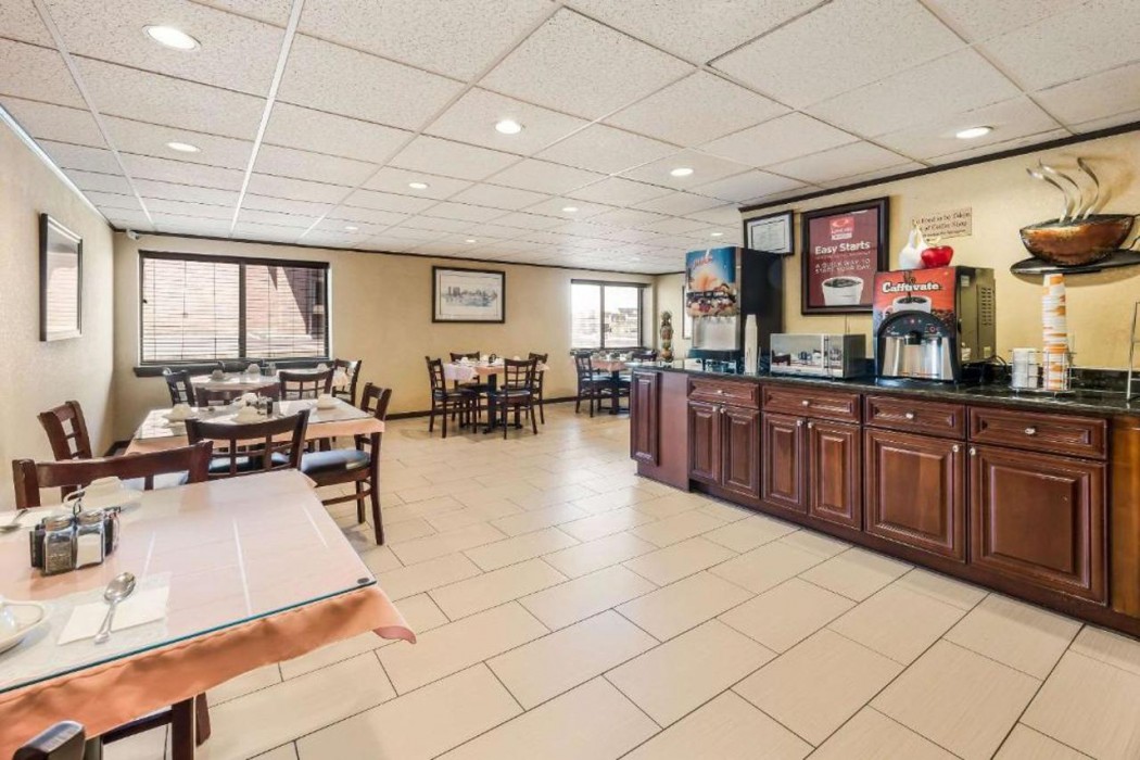 Econo Lodge Quakertown, PA 27/33