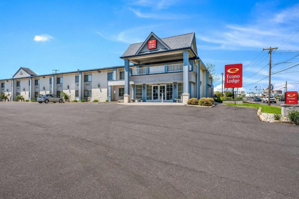 Econo Lodge Quakertown, PA 4/33