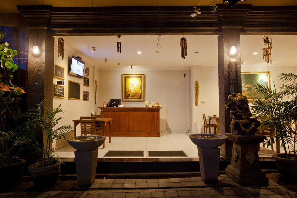 GANA INN LEGIAN 4/25