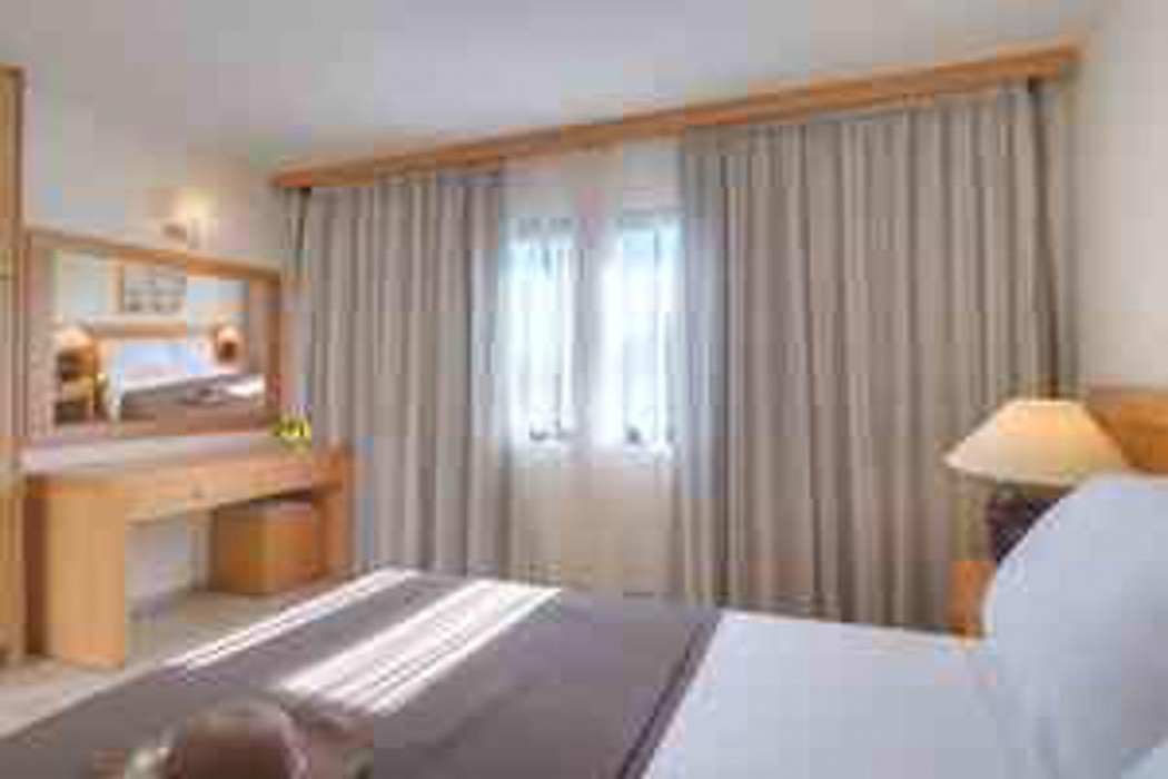 Ariadne Beach - Adults Only 13/62