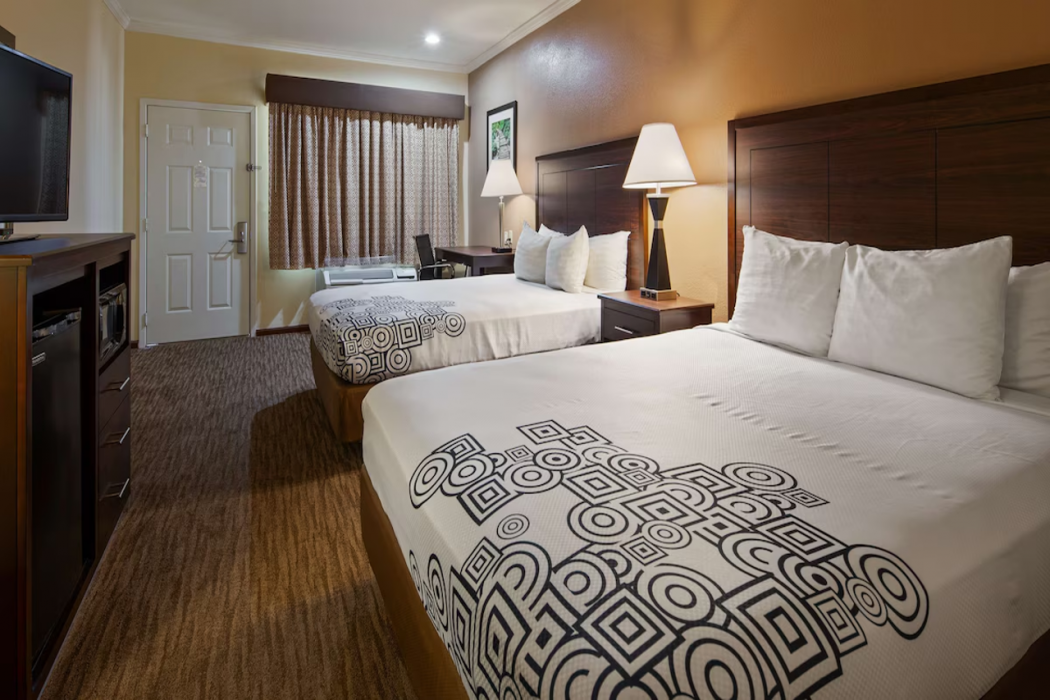 Days Inn by Wyndham Navasota 19/60