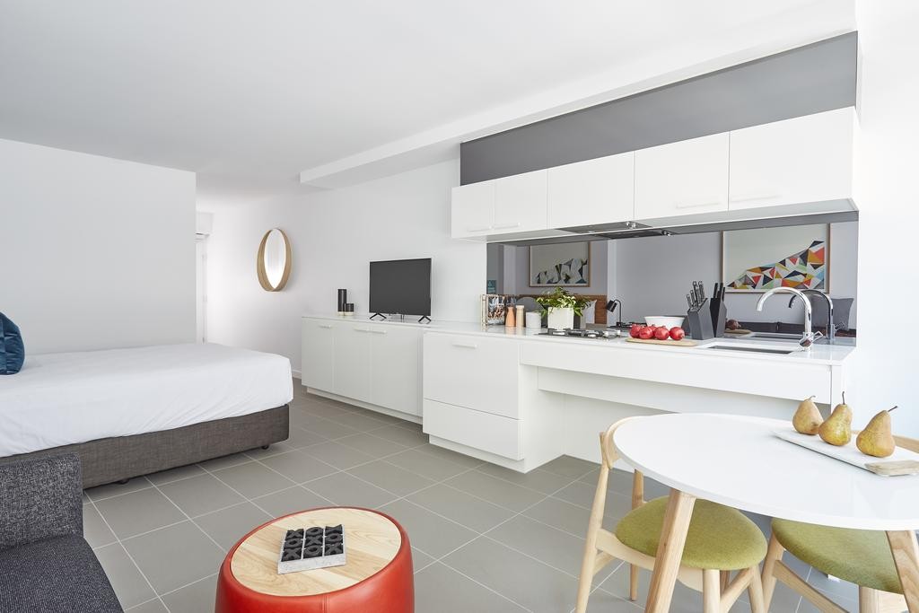 The Canvas Apartment Hotel 14/33