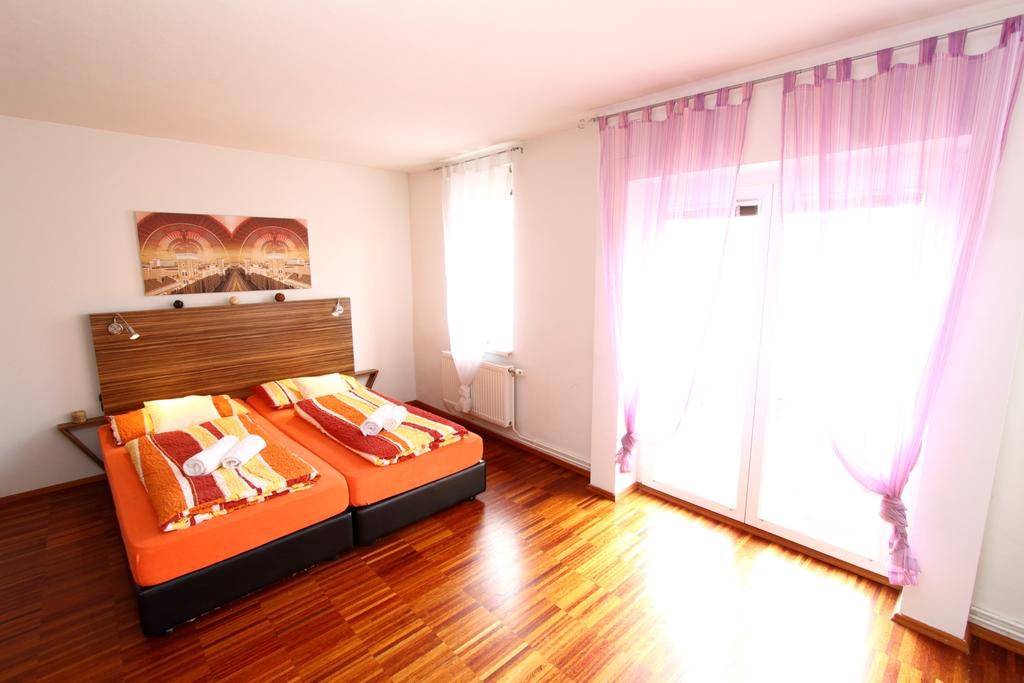 ROYAL LIVING APARTMENTS VIENNA 4/29