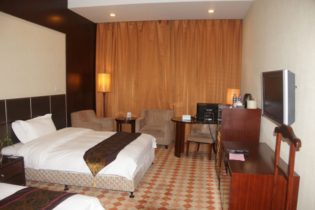 CHINA GARDEN HOTEL 17/56