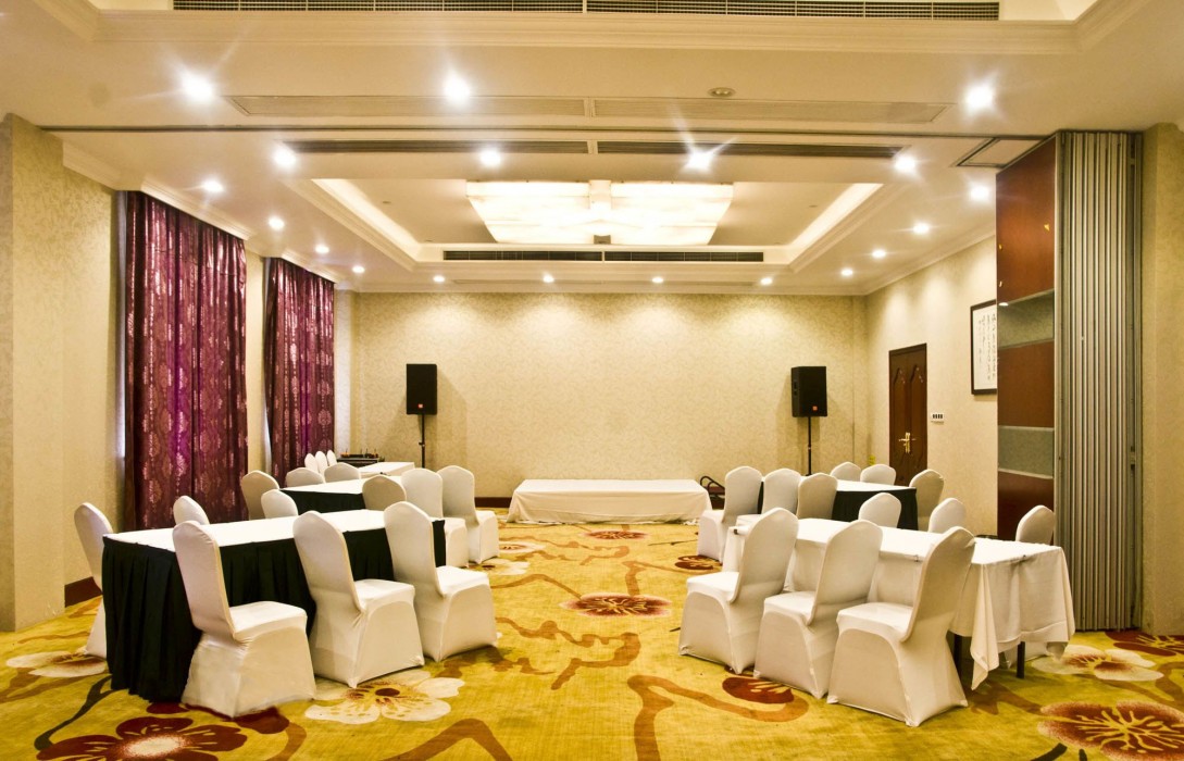 CHINA GARDEN HOTEL 21/56