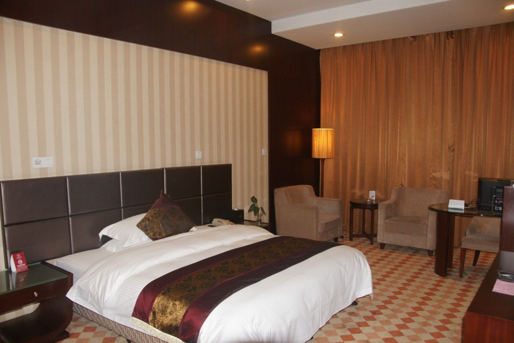 CHINA GARDEN HOTEL 26/56