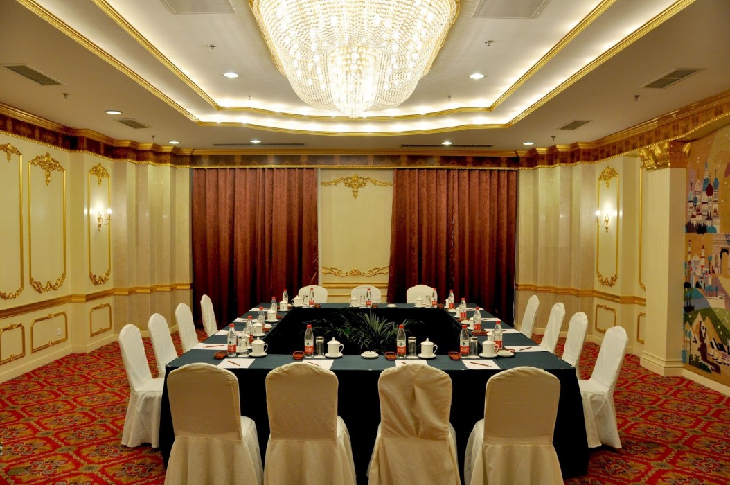 CHINA GARDEN HOTEL 30/56