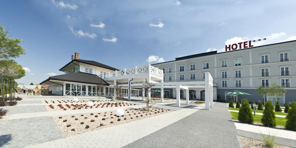 Lamberton Hotel 2/65