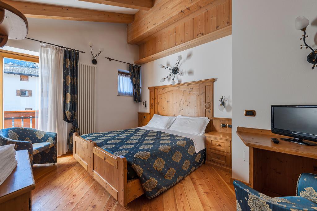 FAMILY HOTEL LA PERLA 13/53