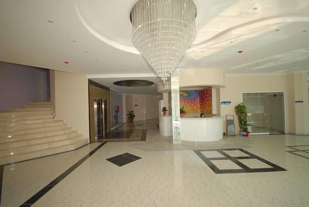 Infinity Beach Hotel 7/39