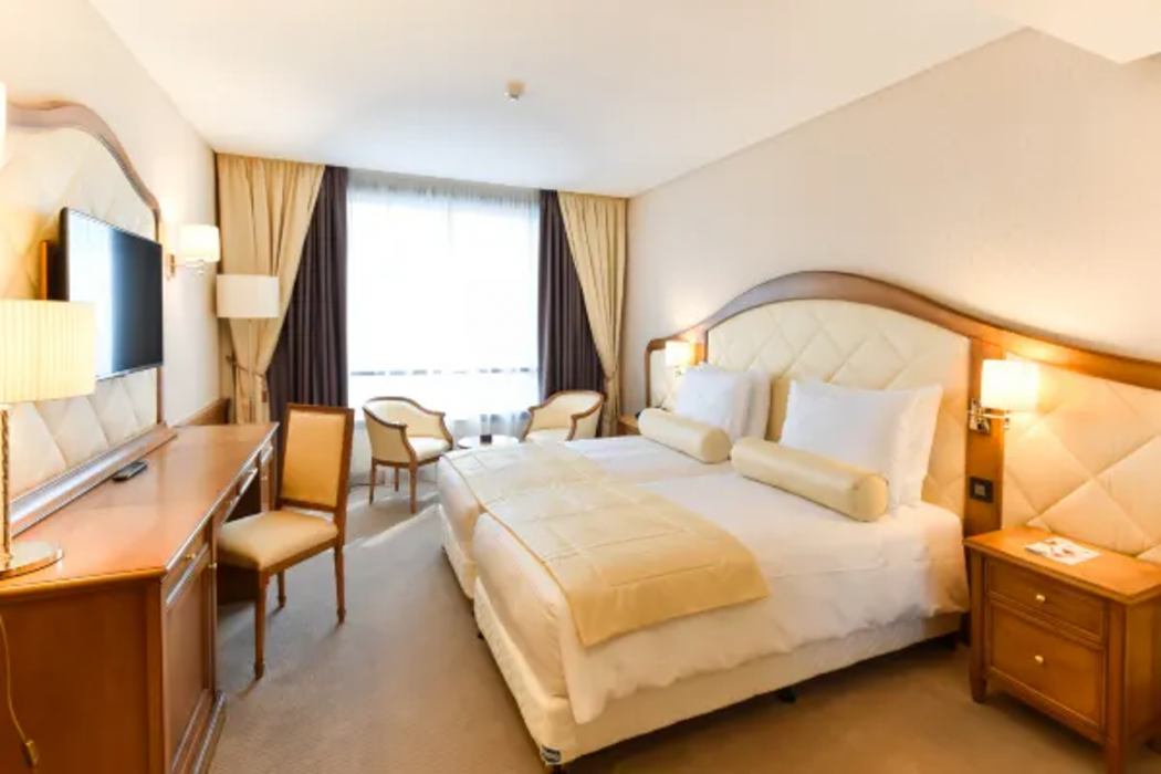 Hotel 2 Fevrier Lome 17/73
