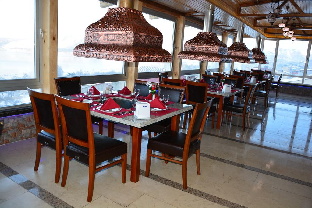 TASAR ROYAL HOTEL 19/33