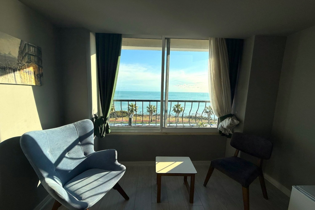 On Hotel 16/60
