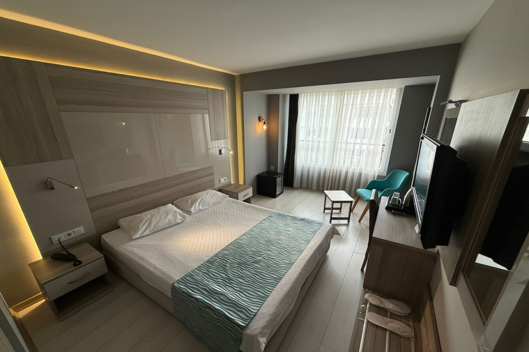 On Hotel 18/60