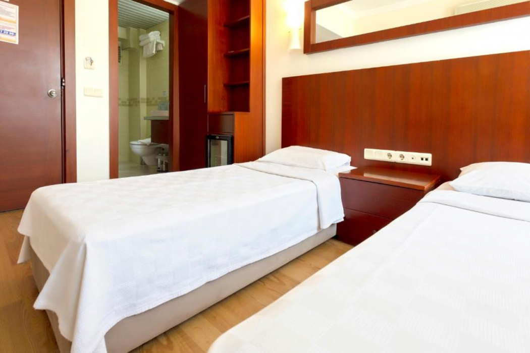 Pelit Troya Hotel 9/58