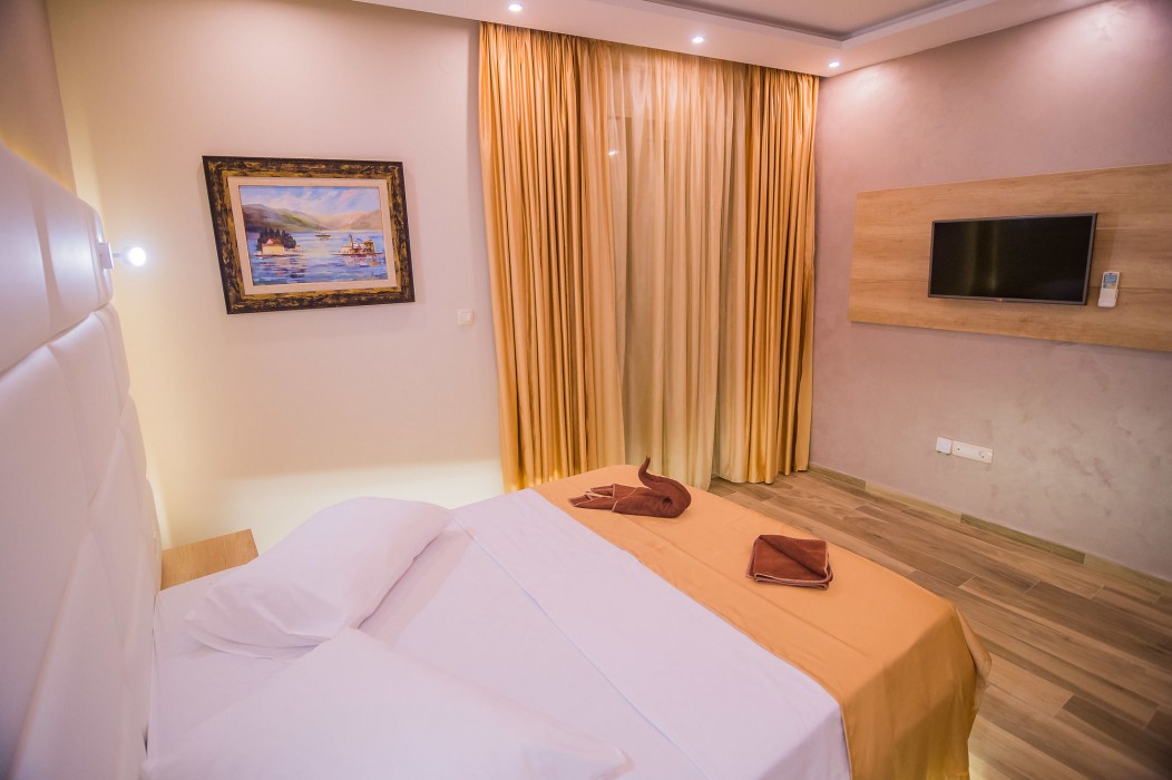 HOTEL BUTUA RESIDENCE 75/100