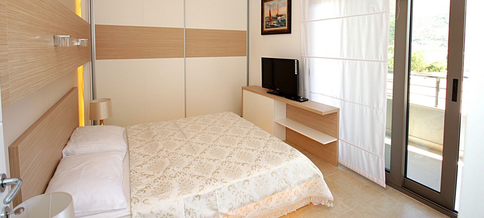 HOTEL BUTUA RESIDENCE 68/100