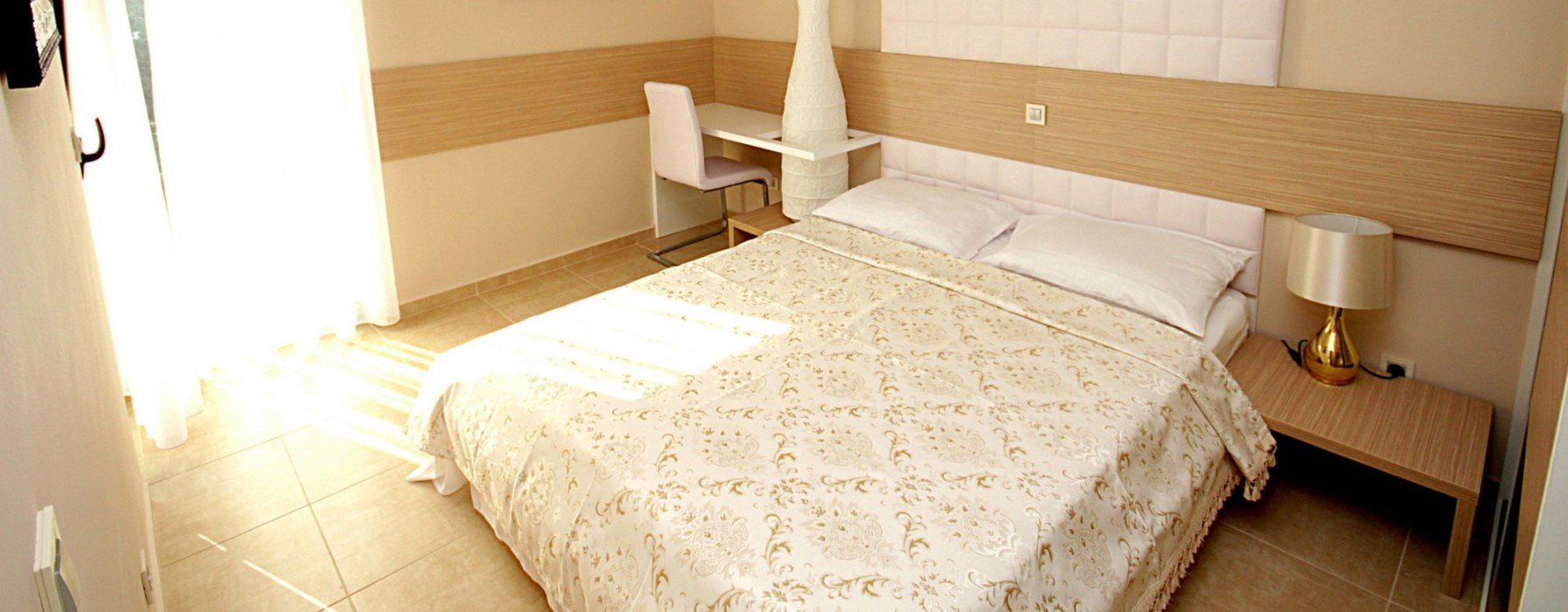 HOTEL BUTUA RESIDENCE 78/100