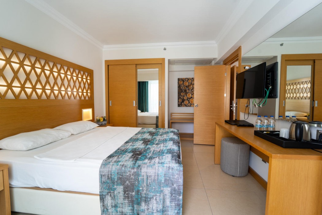 Aurasia Design Hotel 20/70