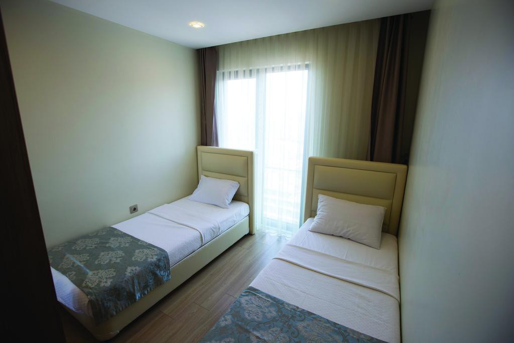 ALESHA SUITE HOTEL 8/39