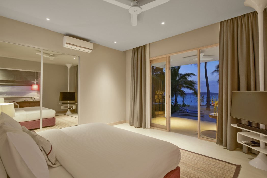 Niva Dhigali Maldives 10/30