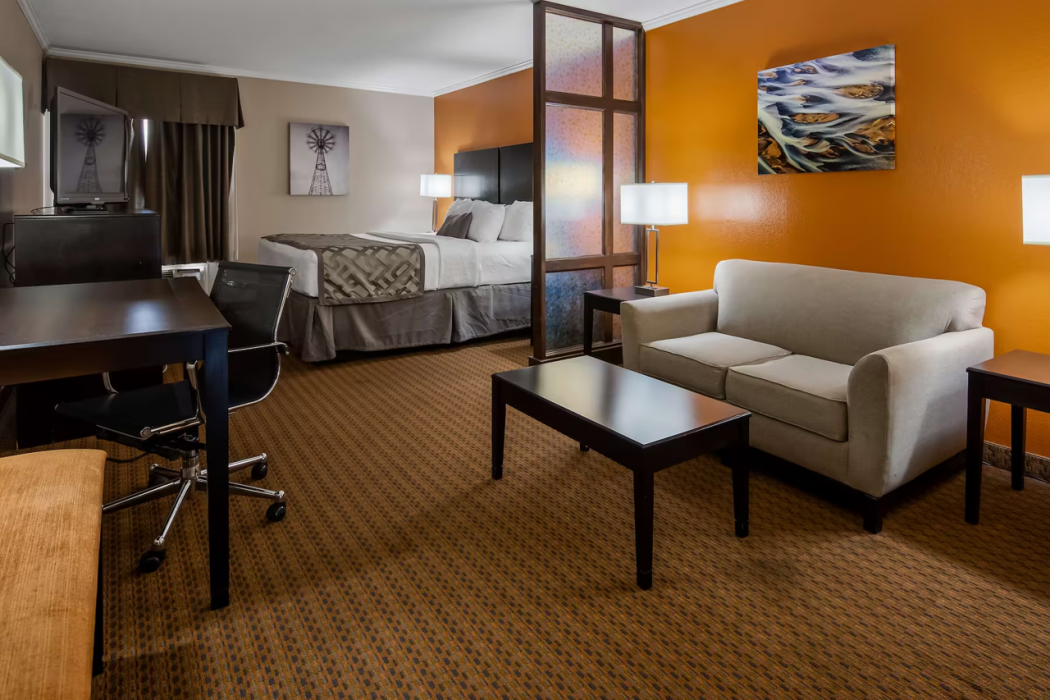 Baymont by Wyndham Lubbock 10/19