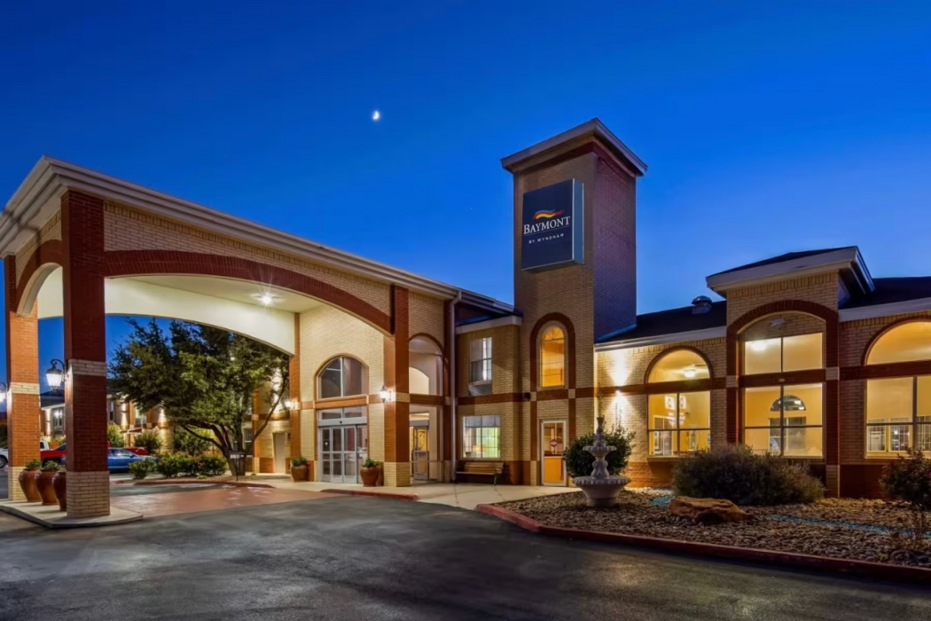 Baymont by Wyndham Lubbock 1/19