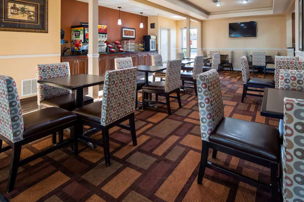 Baymont by Wyndham Lubbock 4/19