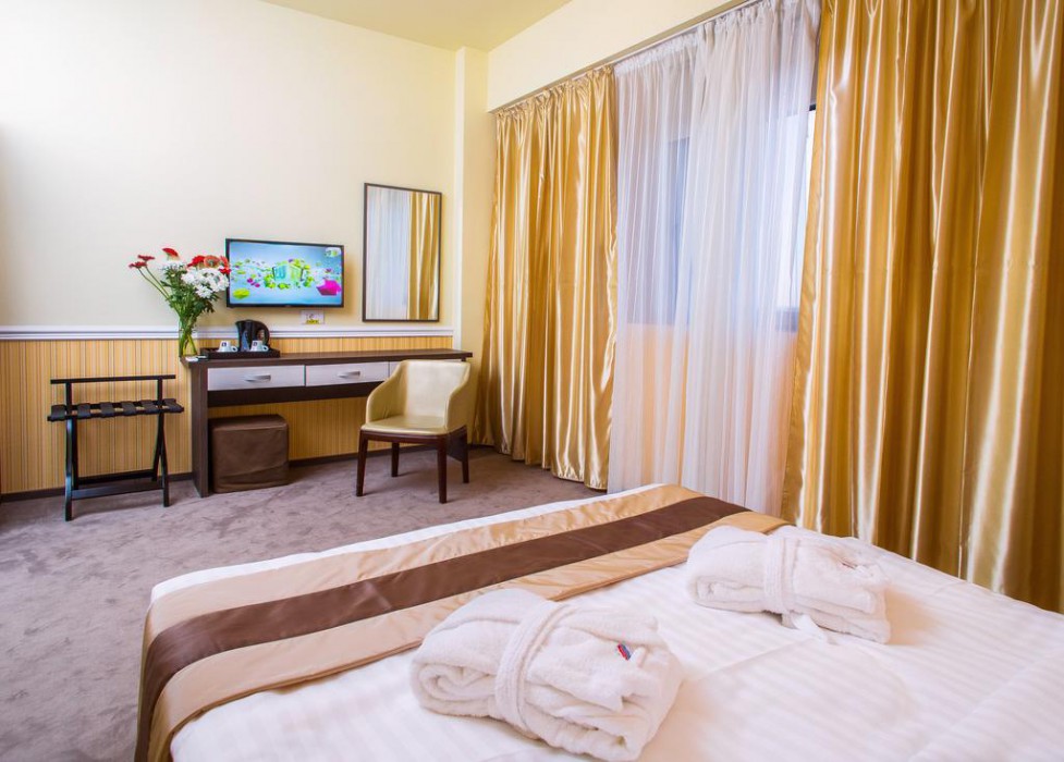 Briston Hotel