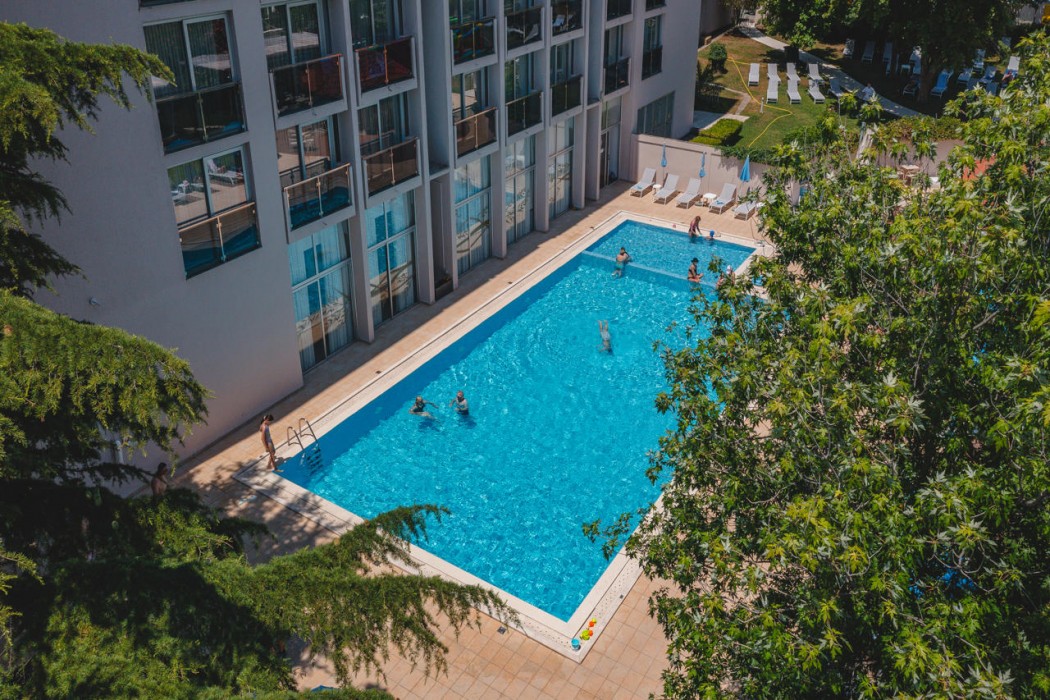 Tara Hotel 51/81