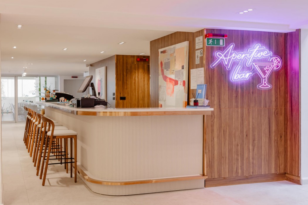 Tara Hotel 10/81