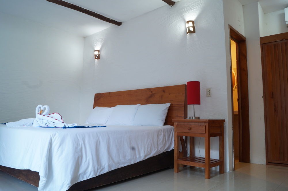 Hotel La Aldea Del Halach Huinic 2/23