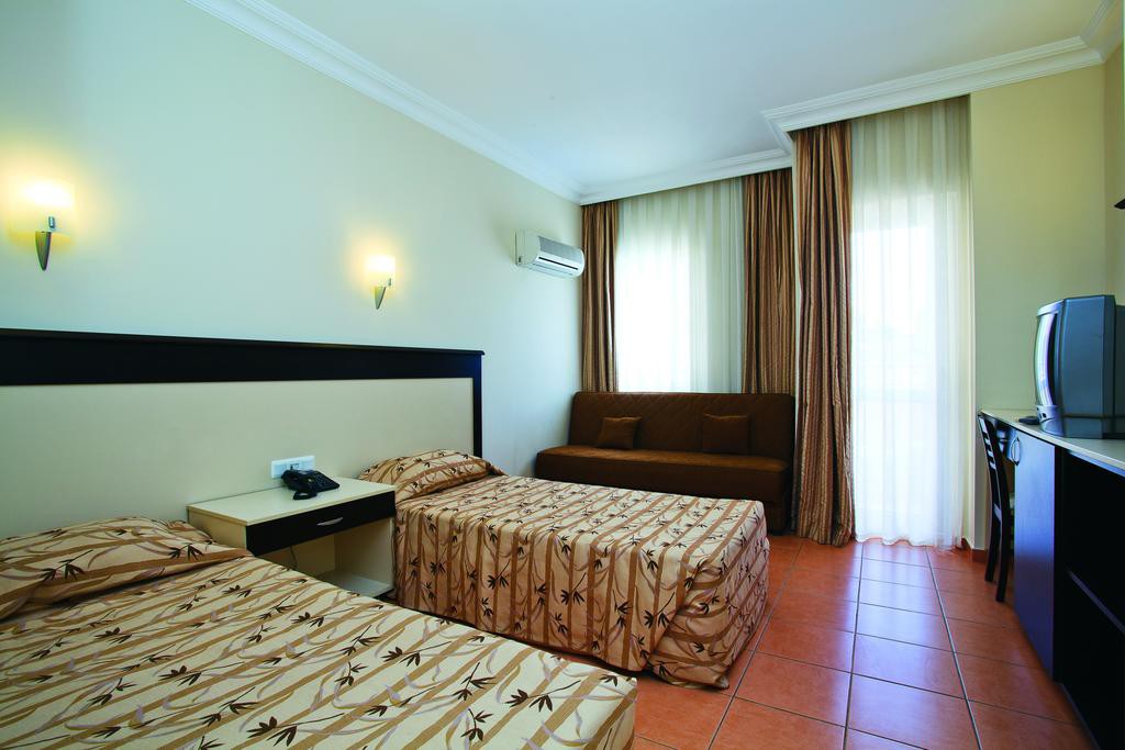 HELIOS HOTEL 16/55